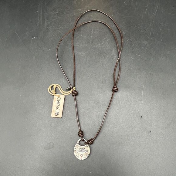 Vintage Unlock UNOde50 Silver Tone Lock Necklace With Tag - Picture 4 of 5